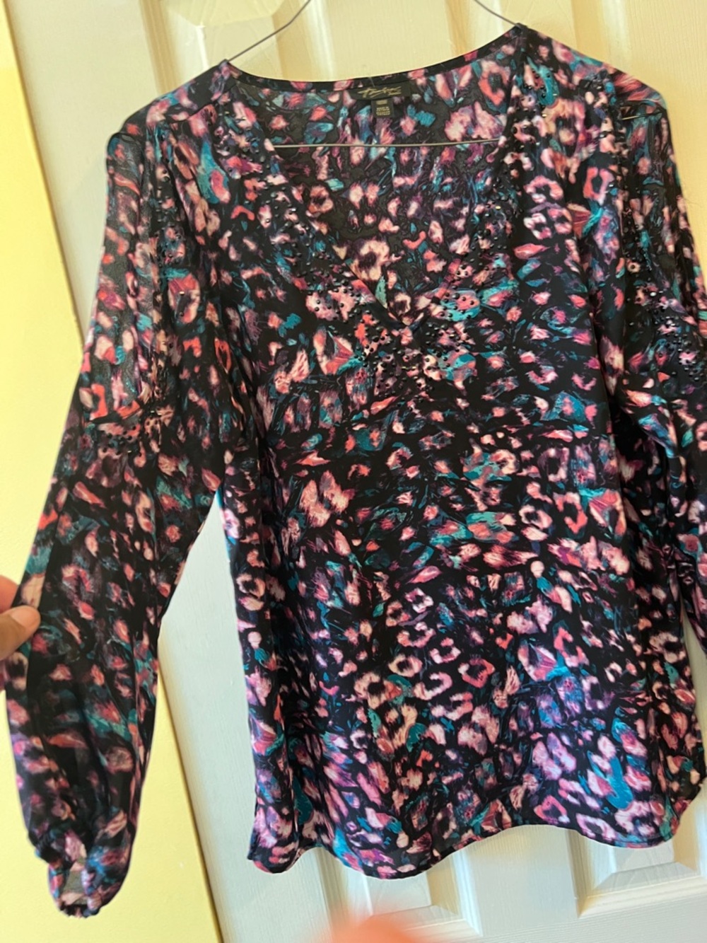 Thalia Sodi Black Leopard-Print V-Neck Blouse with Pink and Teal Accents